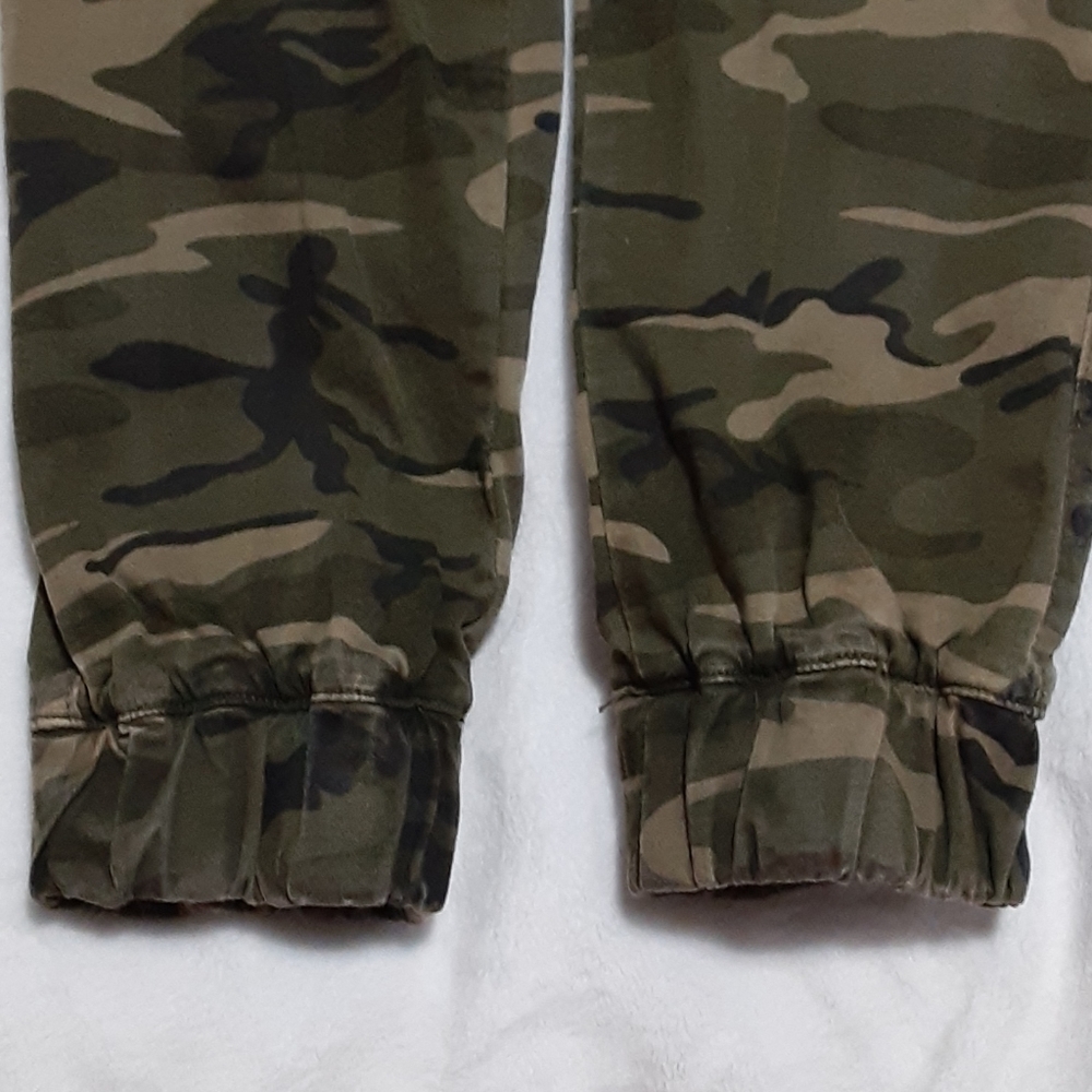 Pants - Picture 6 of 6